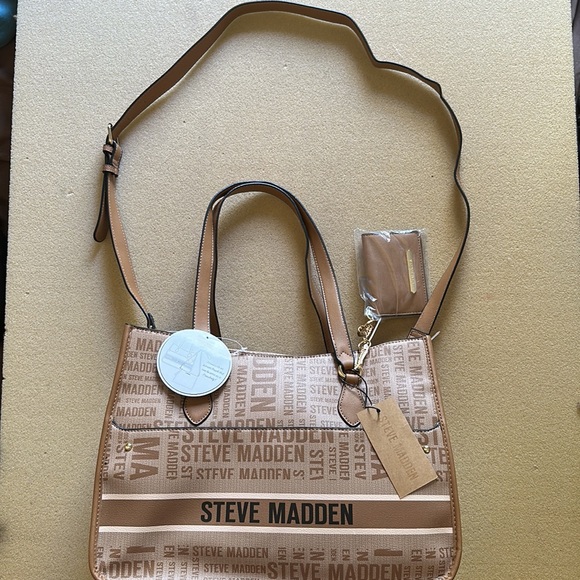 Steve Madden BPierce Logo Bag with Interior Crossbody Pouch - New - Picture 12 of 14